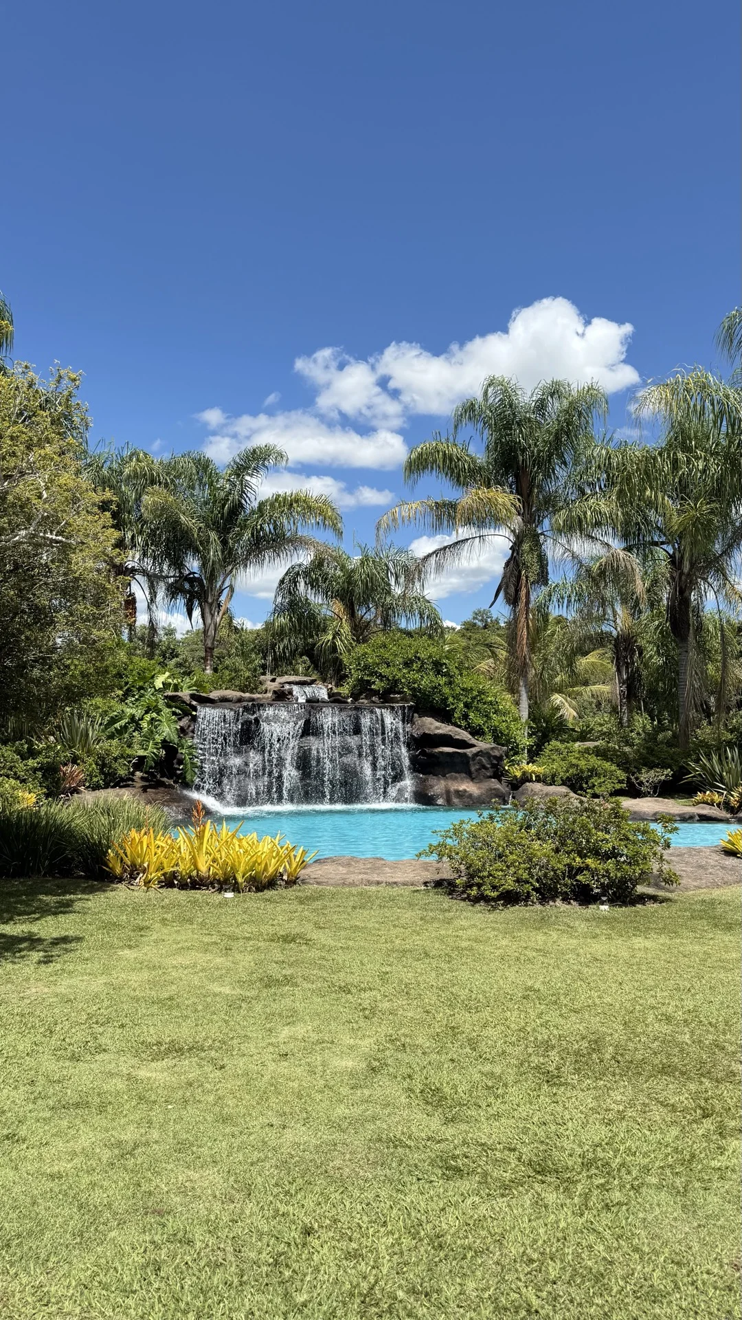 Vista panorâmica da piscina